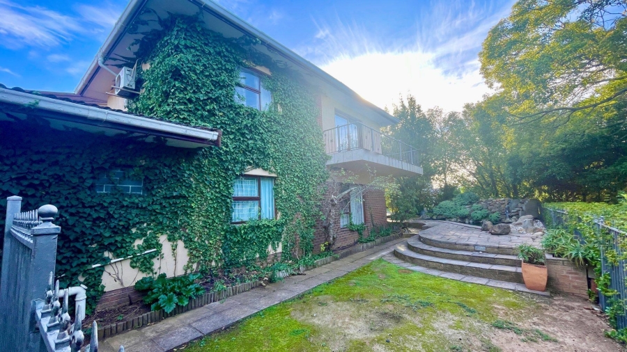 4 Bedroom Property for Sale in Durbanville Hills Western Cape